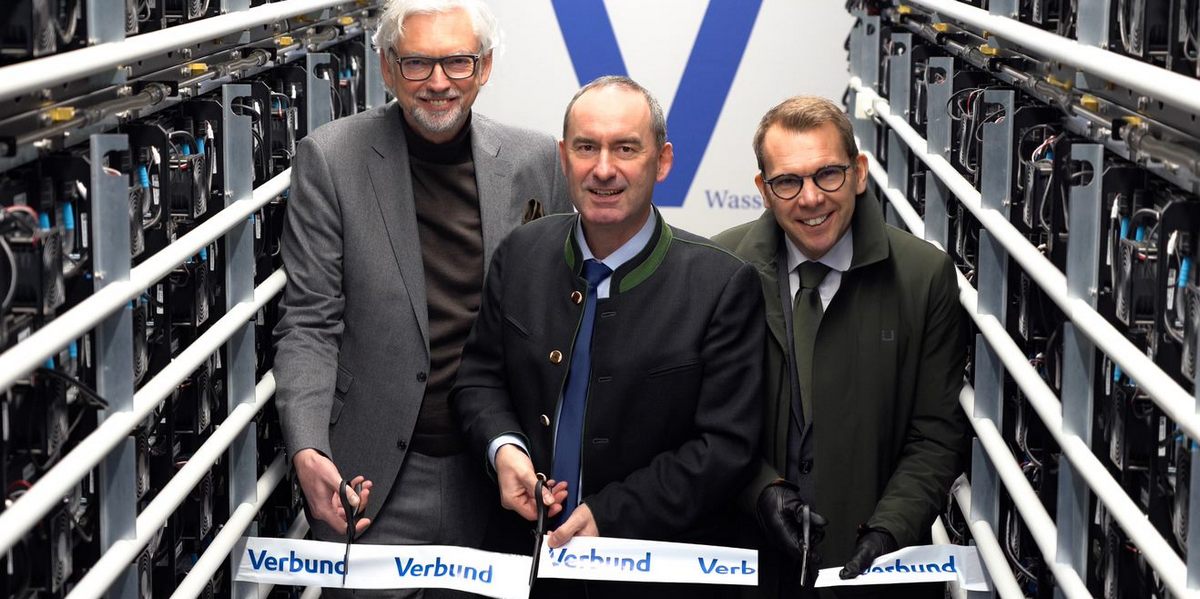 Verbund Nimmt In Franken Zwei Batteriespeicher Mit Je 21 Megawatt