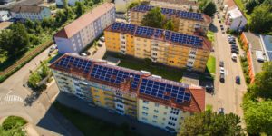 Historischer Moment: Ab jetzt machen die alten Photovoltaik-Anlagen den  Strom günstig – pv magazine Deutschland