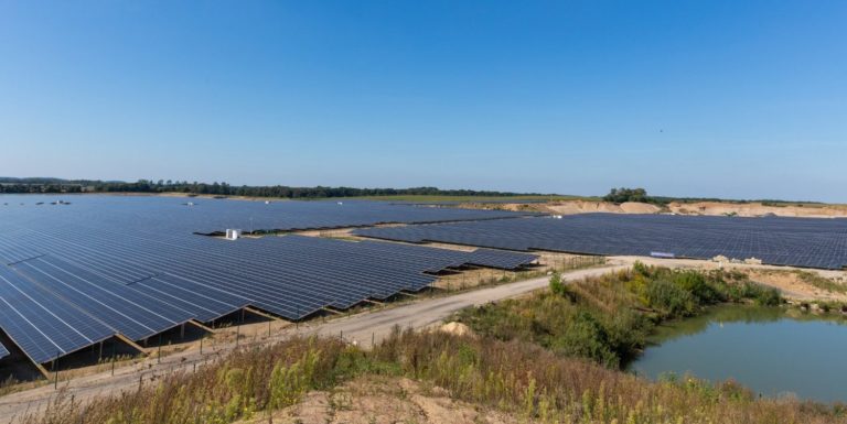 Wemag Nimmt Photovoltaik-Kraftwerke Mit Einer Leistung Von Zusammen 165 ...