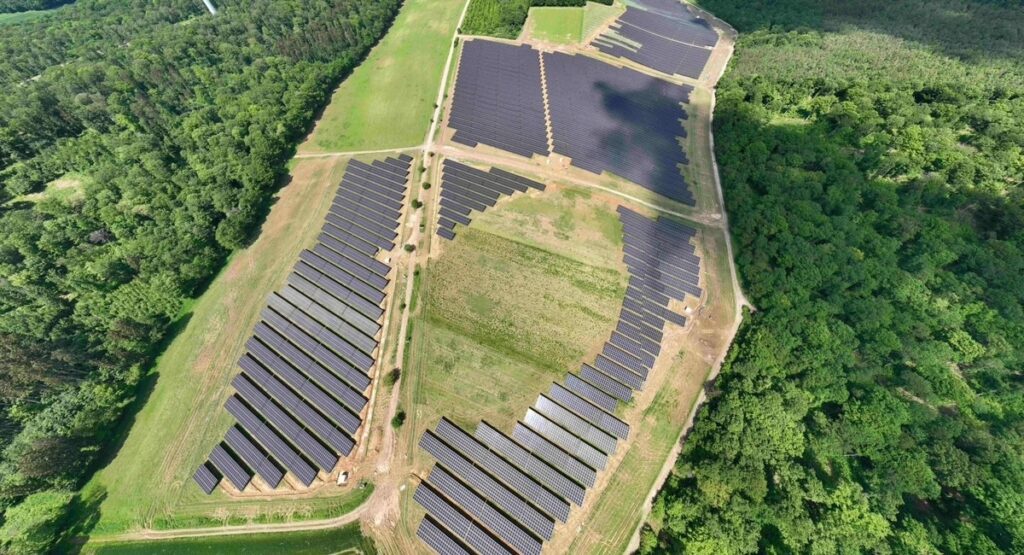 Solarpark Fuchshausen, Franken, Bayern, Deutschland, Luftbild