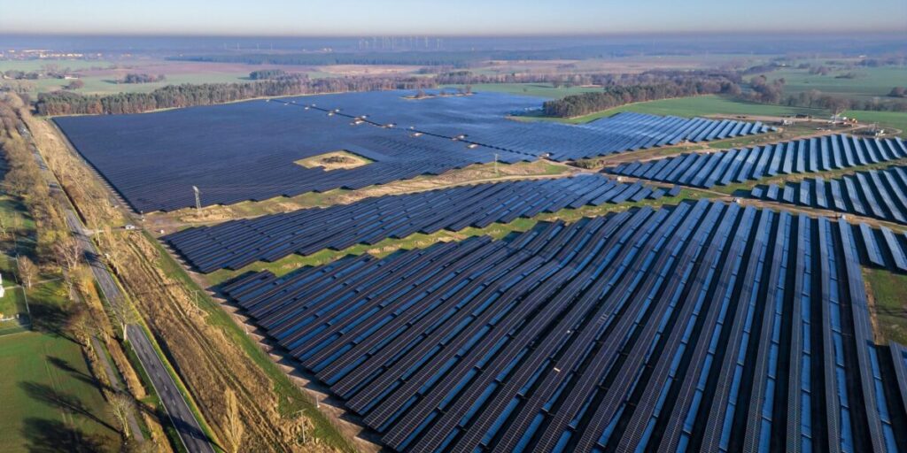 Solarpark, Mecklenburg-Vorpommern, Borrentin, 114 Megawatt, Belectric, Encavis